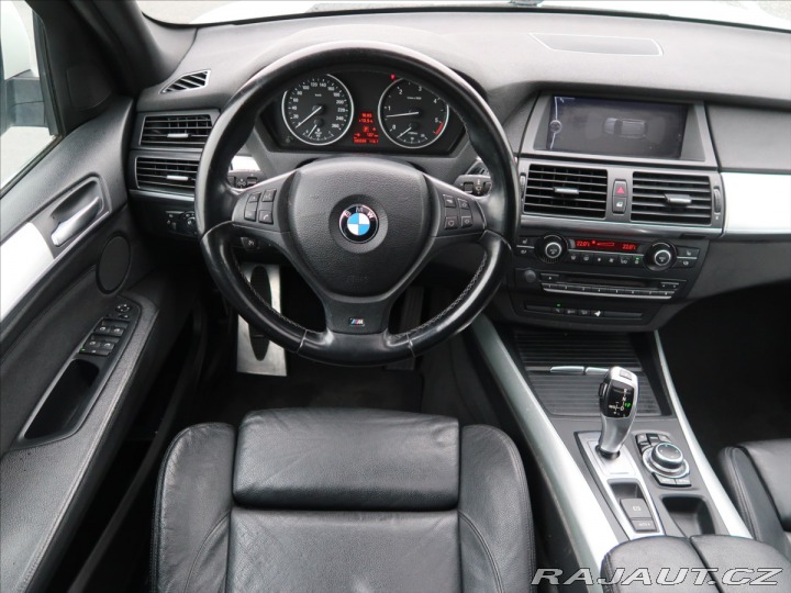 BMW X5 3,0 xDrive 30d M-paket 2010