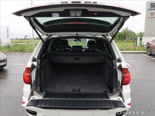 BMW X5 3,0 xDrive 30d M-paket 2010