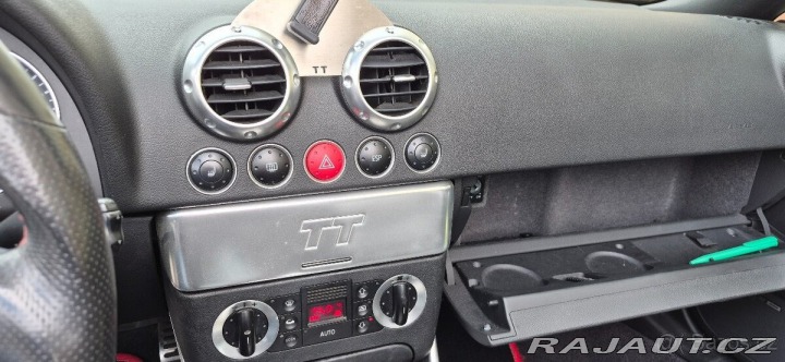 Audi TT 1,8 R8 paket 2000