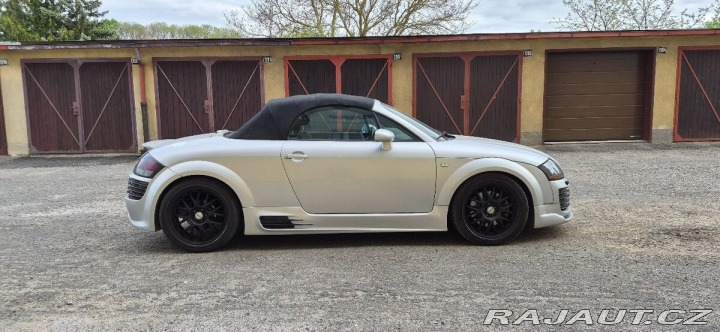 Audi TT 1,8 R8 paket 2000