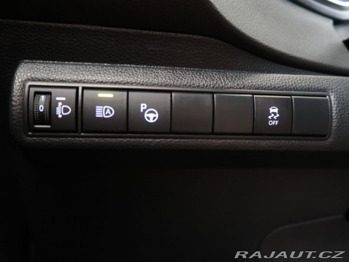 Toyota Corolla 2.0Hybrid,CZ,1Maj,Comfort 2022