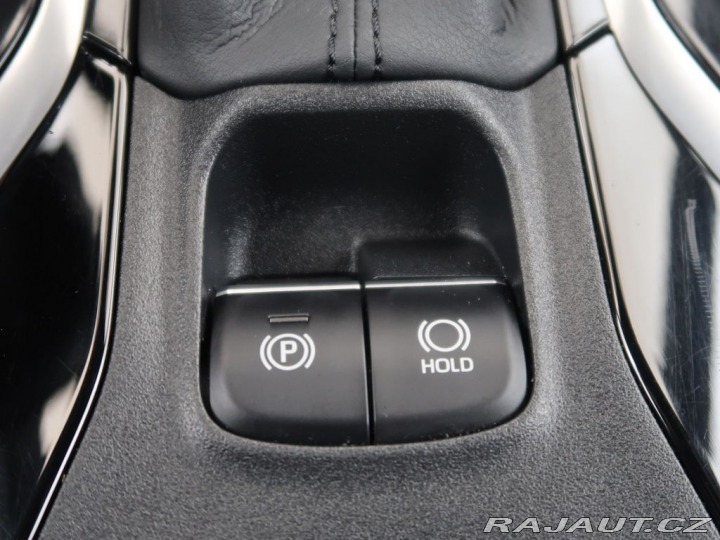 Toyota Corolla 2.0Hybrid,CZ,1Maj,Comfort 2022