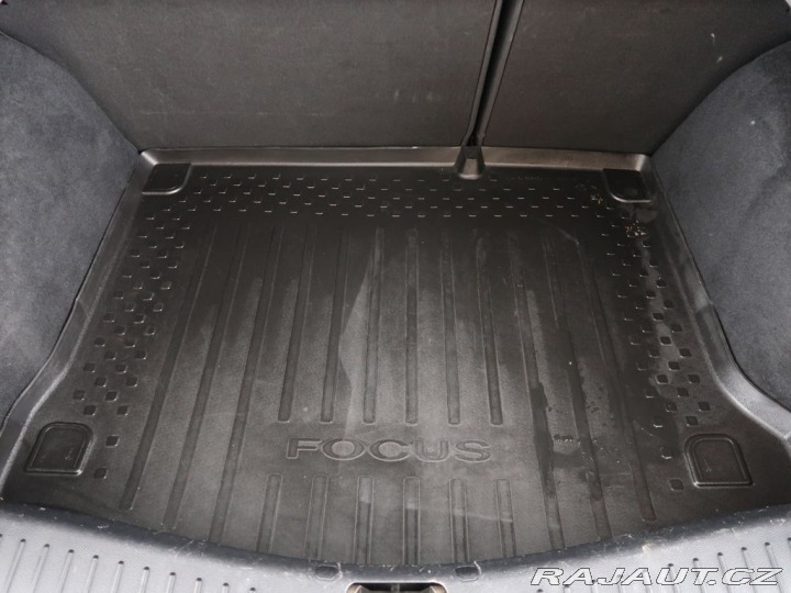 Ford Focus 1.6Duratec,74kW,CZ,1Maj,T 2011