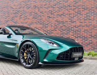 Aston Martin V8 Vantage Roadster 4.0 | Malachit 2025