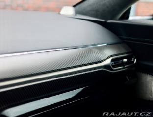 Aston Martin V8 Vantage Roadster 4.0 | Malachit 2025