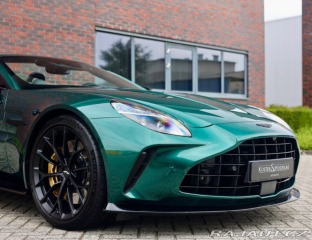 Aston Martin V8 Vantage Roadster 4.0 | Malachit 2025