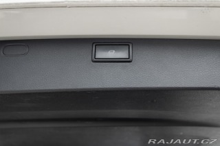 Volkswagen Multivan / 2.0 TDI/ DSG/ PAN Amer 2019
