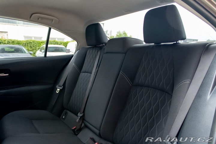 Toyota Corolla / 1.8/ Hybrid/ Style/ Vy 2020