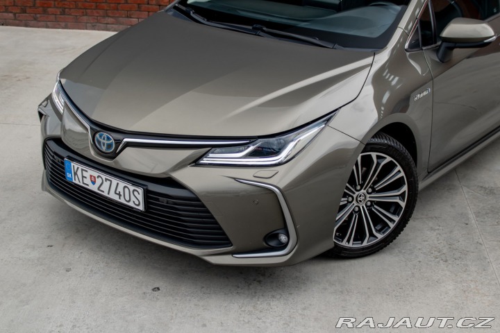 Toyota Corolla 1.8 Hybrid Style Automat 2020