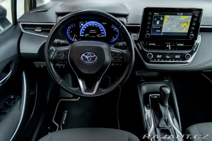 Toyota Corolla / 1.8/ Hybrid/ Style/ Vy 2020
