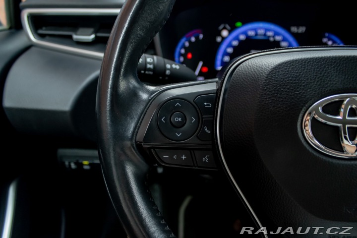 Toyota Corolla / 1.8/ Hybrid/ Style/ Vy 2020