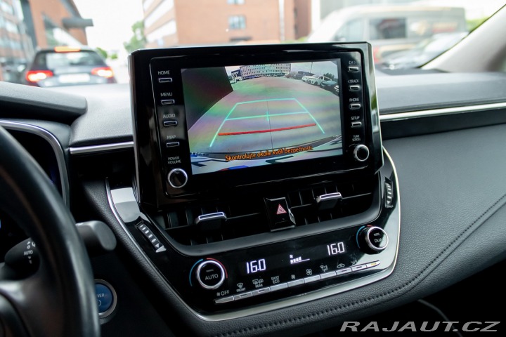 Toyota Corolla 1.8 Hybrid Style Automat 2020