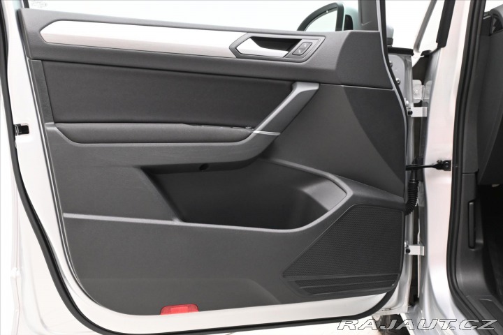 Volkswagen Touran 2,0 TDI 110kW DSG Záruka 2023