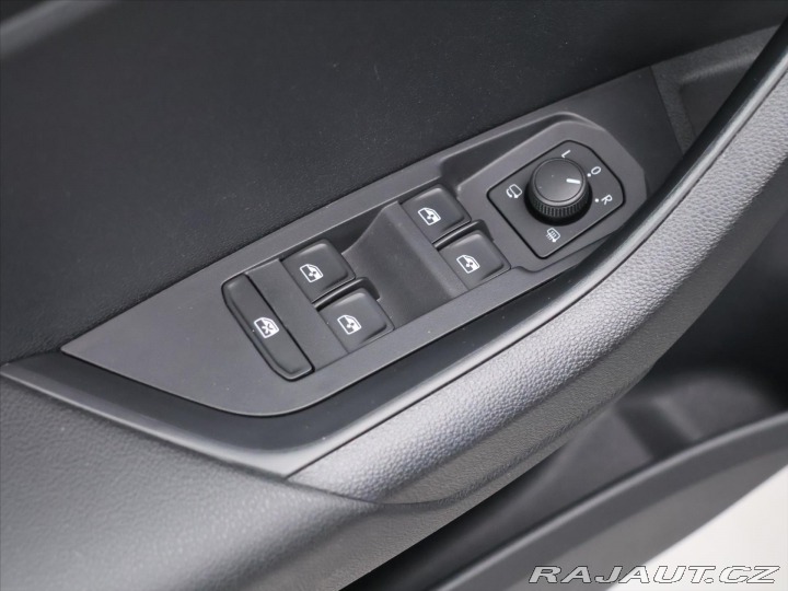 Škoda Karoq 2,0 TDI 4x4 DSG Sportline 2021
