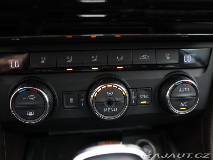 Škoda Superb 2,0 TDI 110kW DSG CZ L&am 2016