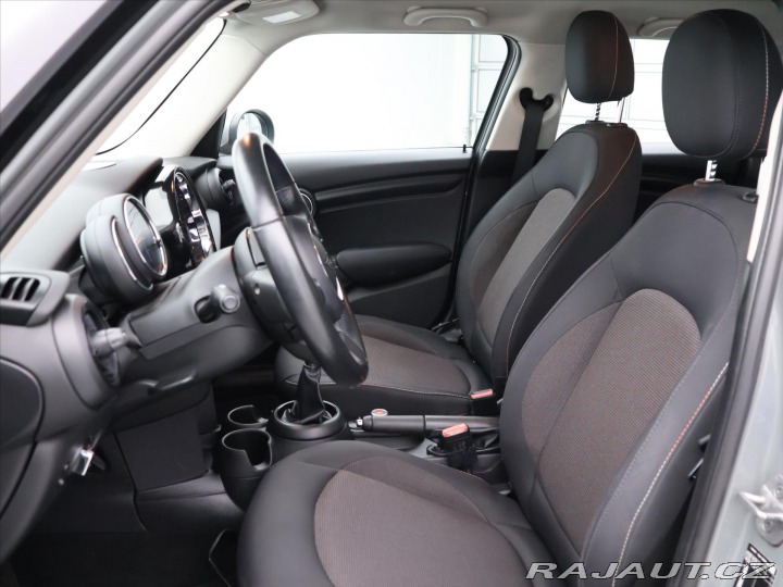 Mini Cooper 1,5 100kW CZ DPH Klima,Te 2022