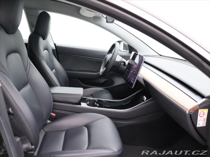 Tesla Model 3 Std Range Plus 52kWh 2019