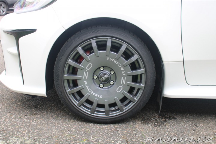 Toyota Yaris 1,6 GR Záruka 2021