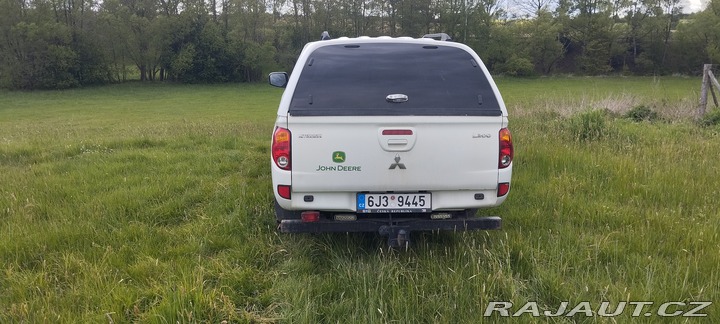 Mitsubishi L200 2015