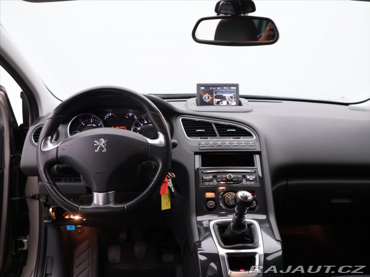 Peugeot 5008 2,0 HDI 110kW Kůže Navi 7 2015