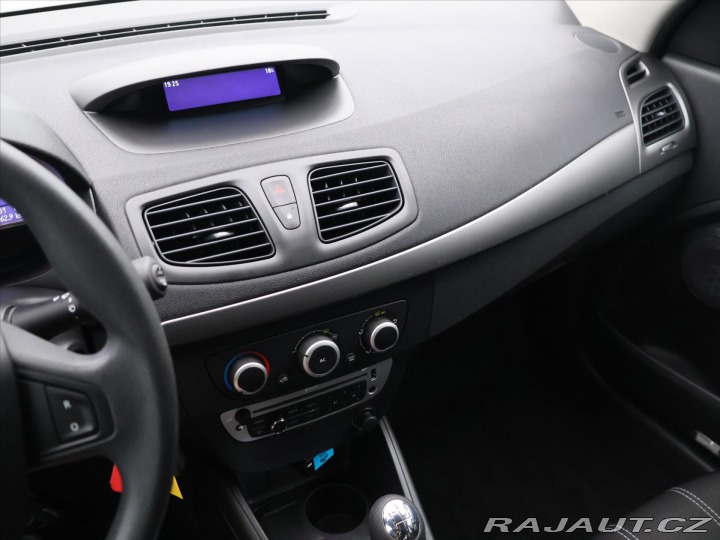 Renault Fluence 1,6 K4M 82kW Authentique 2013