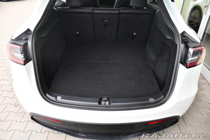 Tesla Model Y LONG RANGE DUAL MOTOR AWD 2024