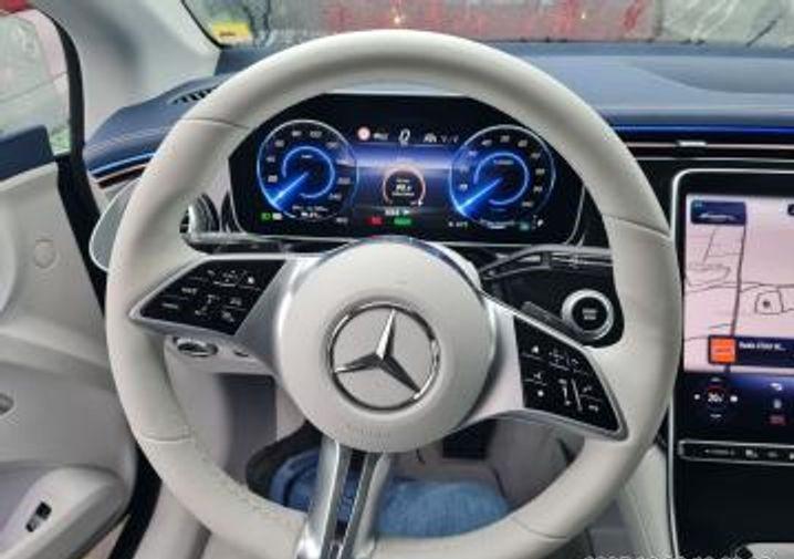 Mercedes-Benz EQE 350 4MATIC 4L-ZÁRUKA 2023