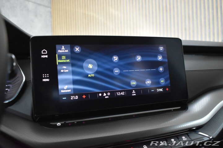 Škoda Octavia TDI 110kW REZERVACE 2022