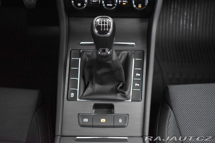 Škoda Superb 2.0 TDI STYLE*TAŽNÉ*DPH*Č 2022