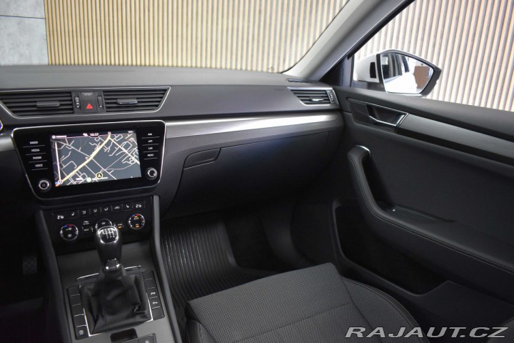 Škoda Superb 2.0 TDI STYLE*TAŽNÉ*DPH*Č 2022