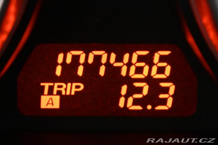 Mazda 6 2,0 i 114 kW Klima Tažné 2012