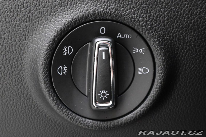 Škoda Superb 2,0 TDI 110 kW Style Záru 2023