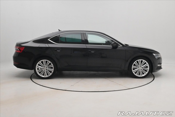 Škoda Superb 2,0 TDI 110 kW Style Záru 2023