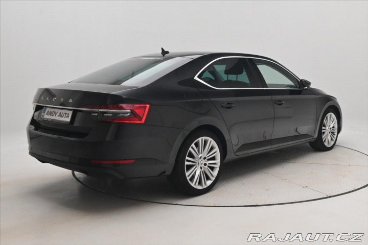 Škoda Superb 2,0 TDI 110 kW Style Záru 2023