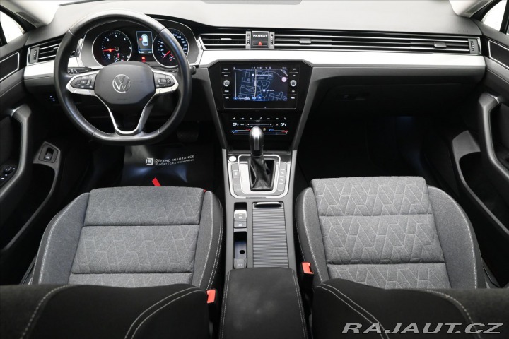 Volkswagen Passat 2,0 TDI 110kW DSG Busines 2023