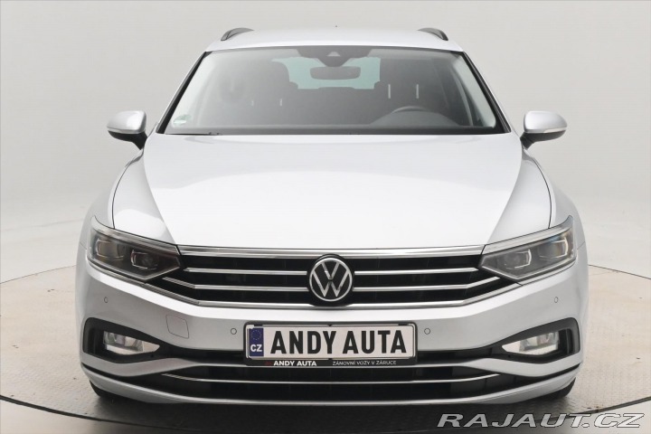 Volkswagen Passat 2,0 TDI 110kW DSG Busines 2023