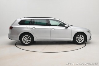 Volkswagen Passat 2,0 TDI 110kW DSG Busines 2023