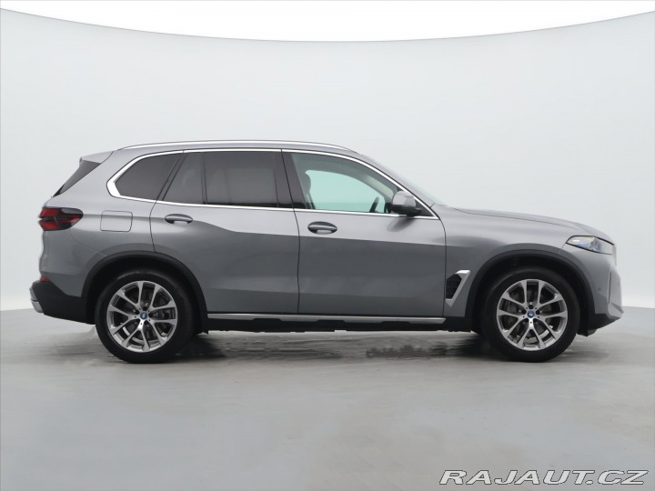 BMW X5 3,0 50e xDrive 230kW CZ D 2024