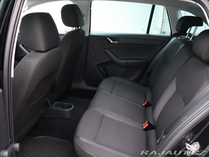 Škoda Rapid 1,6 TDI 66kW Ambition CZ 2014