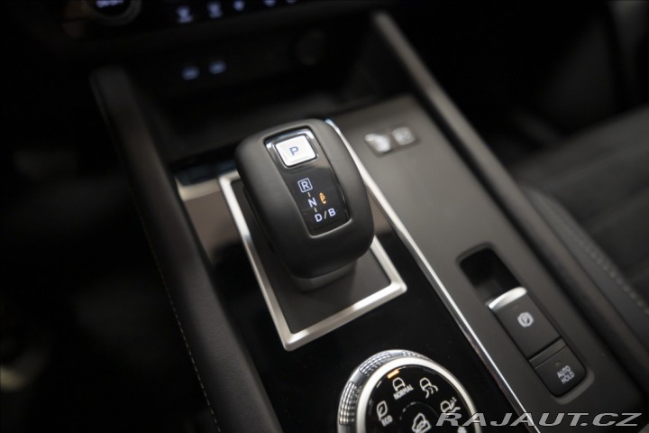 Mitsubishi Outlander 2,4 PHEV INVITE 1728 KM 2 2025