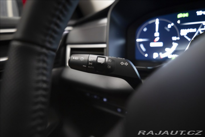 Mitsubishi Outlander 2,4 PHEV INVITE 1728 KM 2 2025