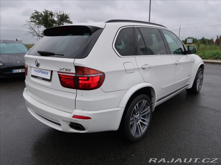BMW X5 3,0 xDrive 30d M-paket 2010
