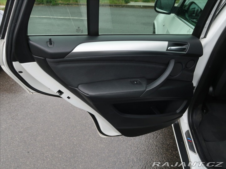 BMW X5 3,0 xDrive 30d M-paket 2010