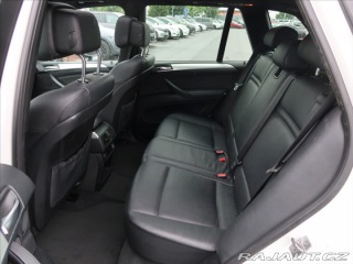 BMW X5 3,0 xDrive 30d M-paket 2010