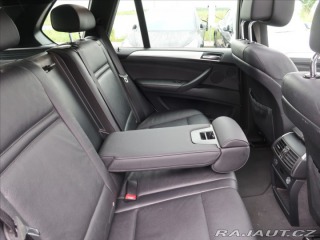 BMW X5 3,0 xDrive 30d M-paket 2010