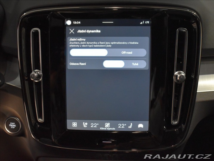 Volvo XC40 2,0 B4  Plus Black Editio 2026