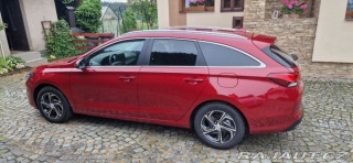 Hyundai i30 1,5 1800