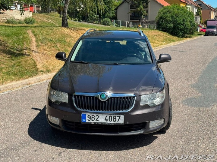 Škoda Superb 2,0 TDI 2010