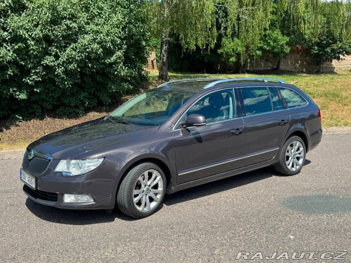 Škoda Superb 2,0 TDI 2010