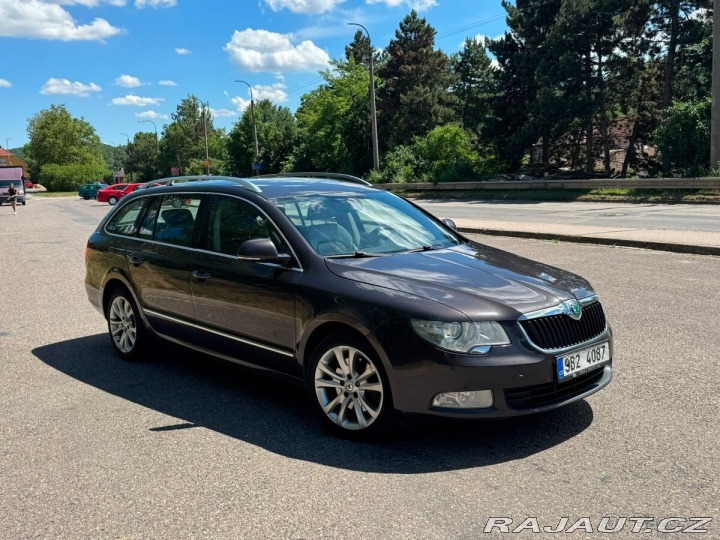 Škoda Superb 2,0 TDI 2010